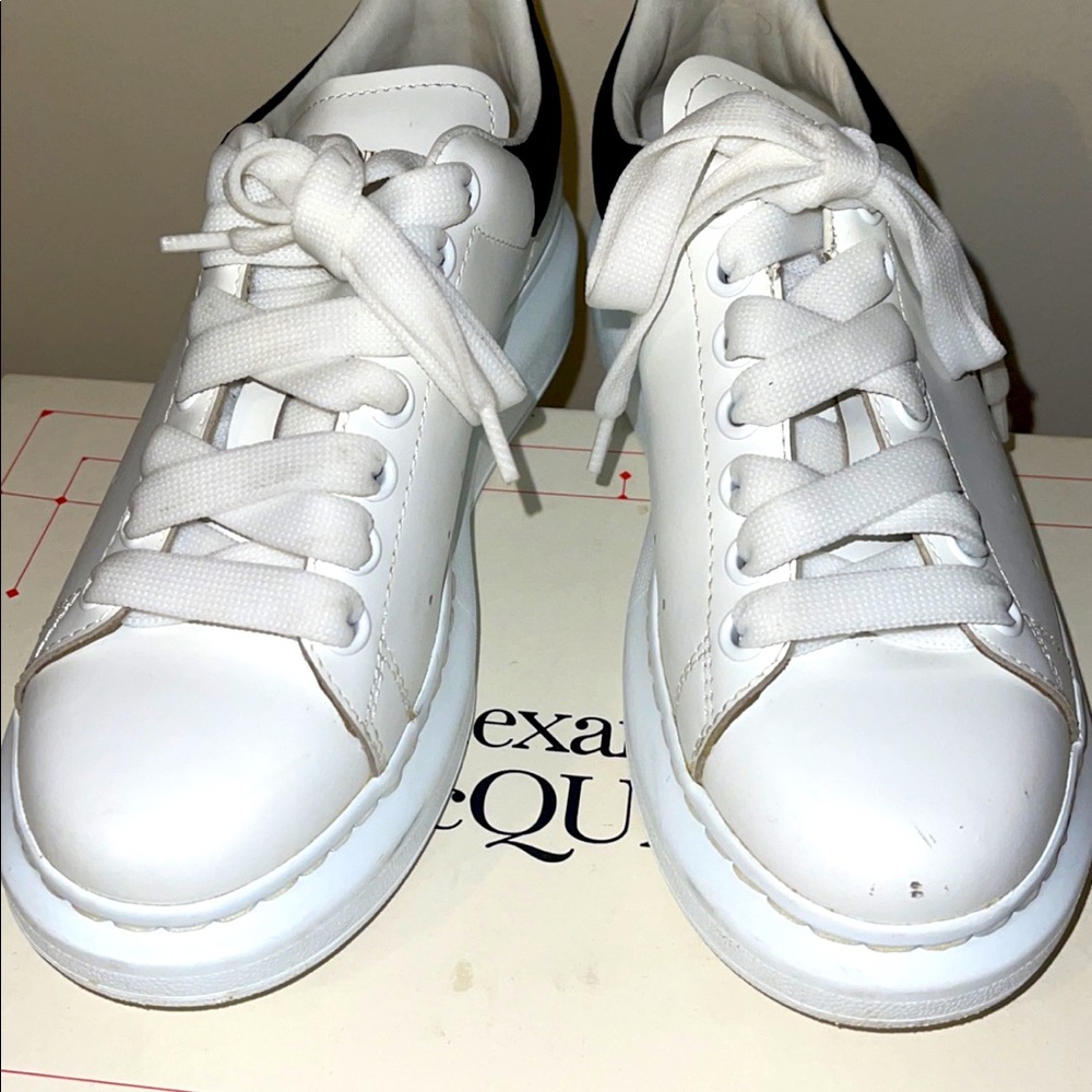 Alexander McQueen Pelle S.Gomm Larry Velour sneakr